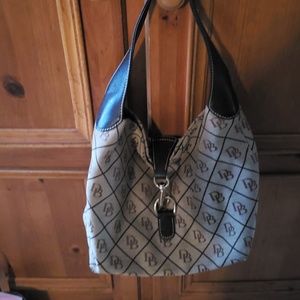DONNEY AND BOURKE LOGO HANDBAG